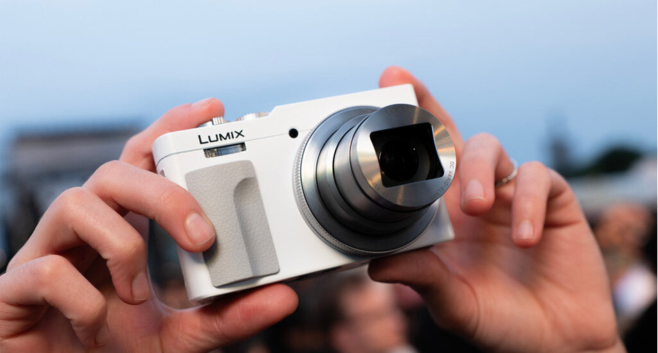 Panasonic представляет LUMIX TZ99 в белом цвете