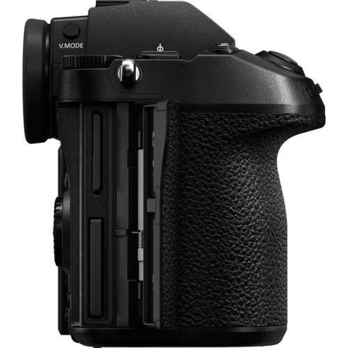 Цифрова фотокамера Panasonic Lumix S DC-S1EEK Body