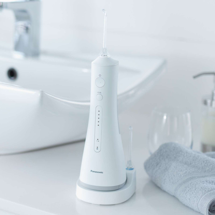 Іригатор Panasonic EW1511W520 з 2 насадками