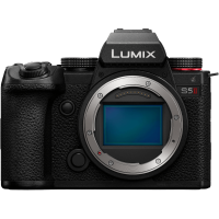 Цифровая фотокамера Panasonic Lumix S DC-S5M2EE Body