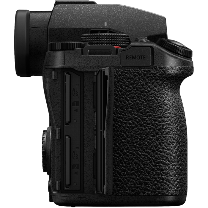 Цифрова фотокамера Panasonic Lumix S DC-S5M2XEE Body