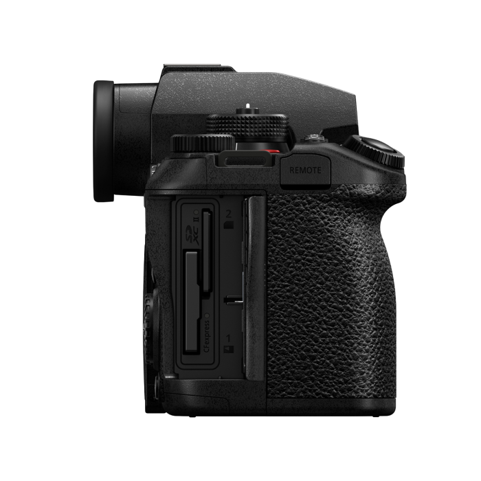 Цифрова фотокамера Panasonic Lumix S DC-S1M2ESE Body