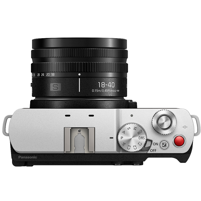 Цифрова фотокамера Panasonic Lumix S DC-S9NE-SA Kit S1840 f/4.5-6.3 Silver/Black