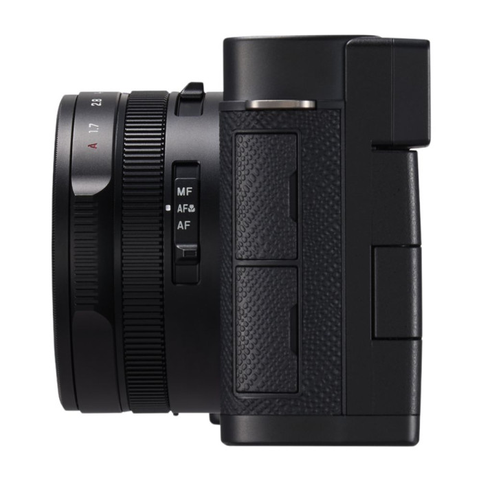 Цифрова фотокамера Panasonic Lumix DC-L10E-K (Black)